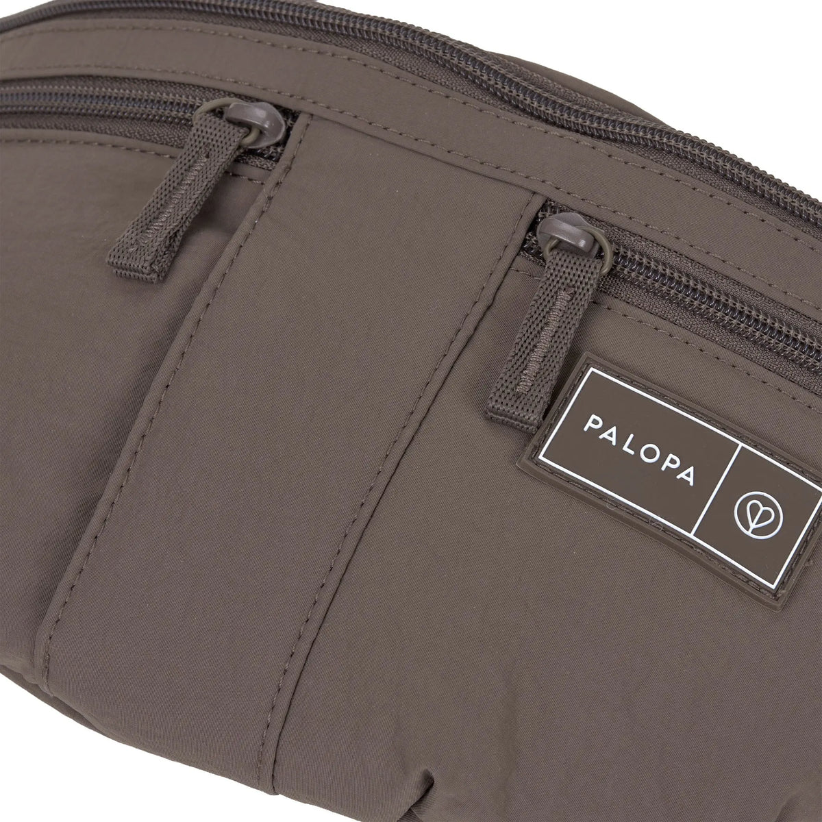 Dog Bum Bag Emma Crinkled chocolate - Lässig