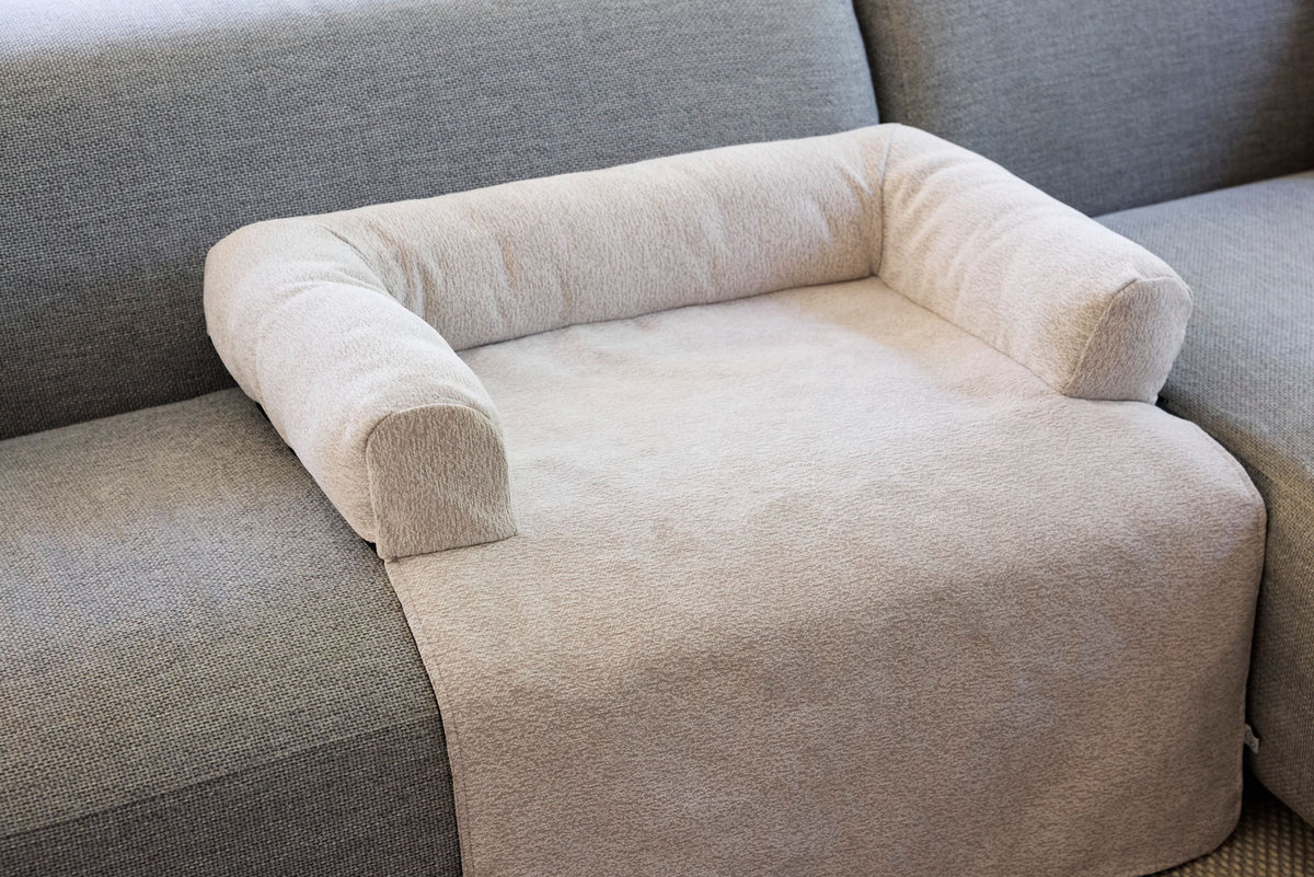 Sofa Schutzmatte Hund - Rika - Lässig